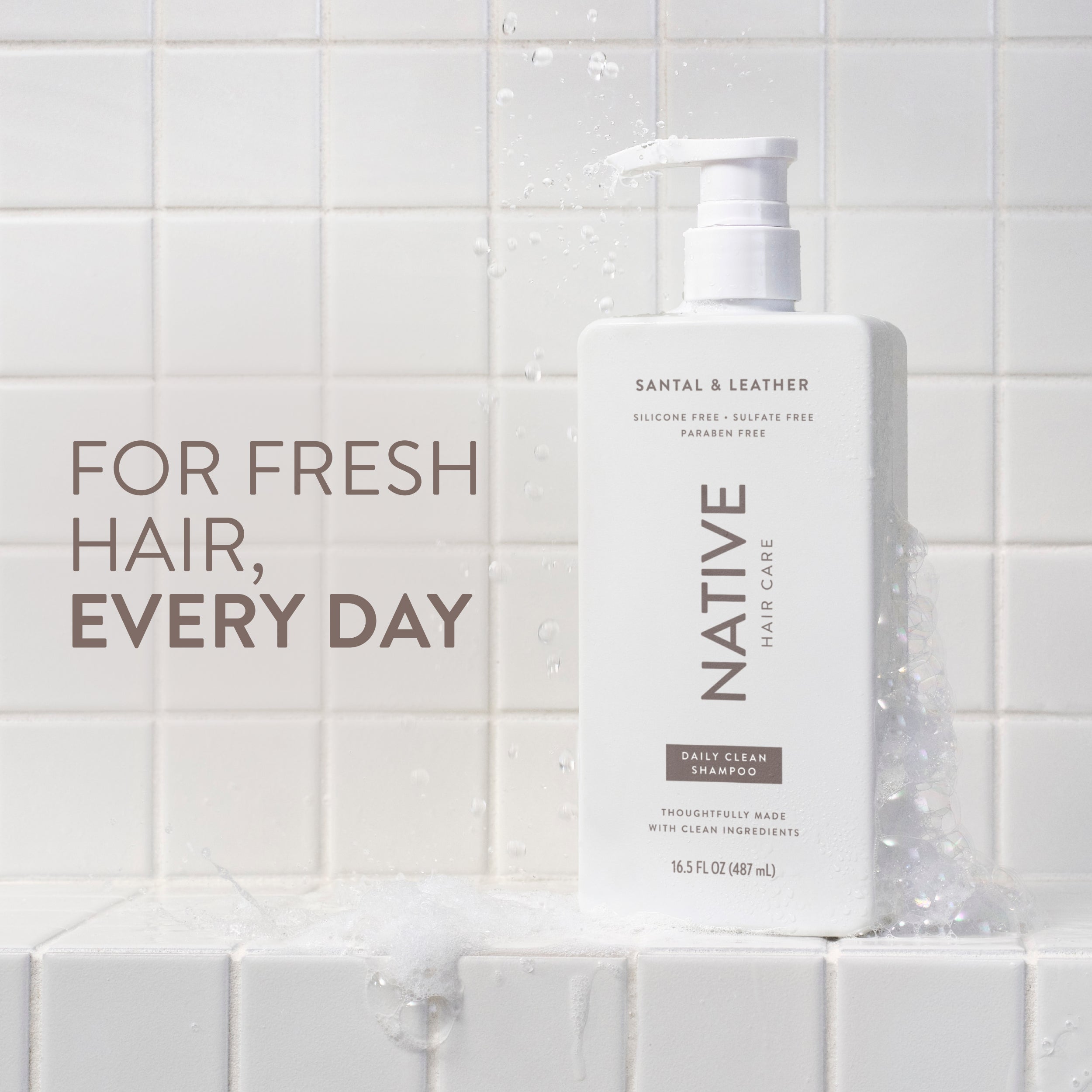 Daily Clean Shampoo Santal and Leather 16.5oz Classic Everyday Essential