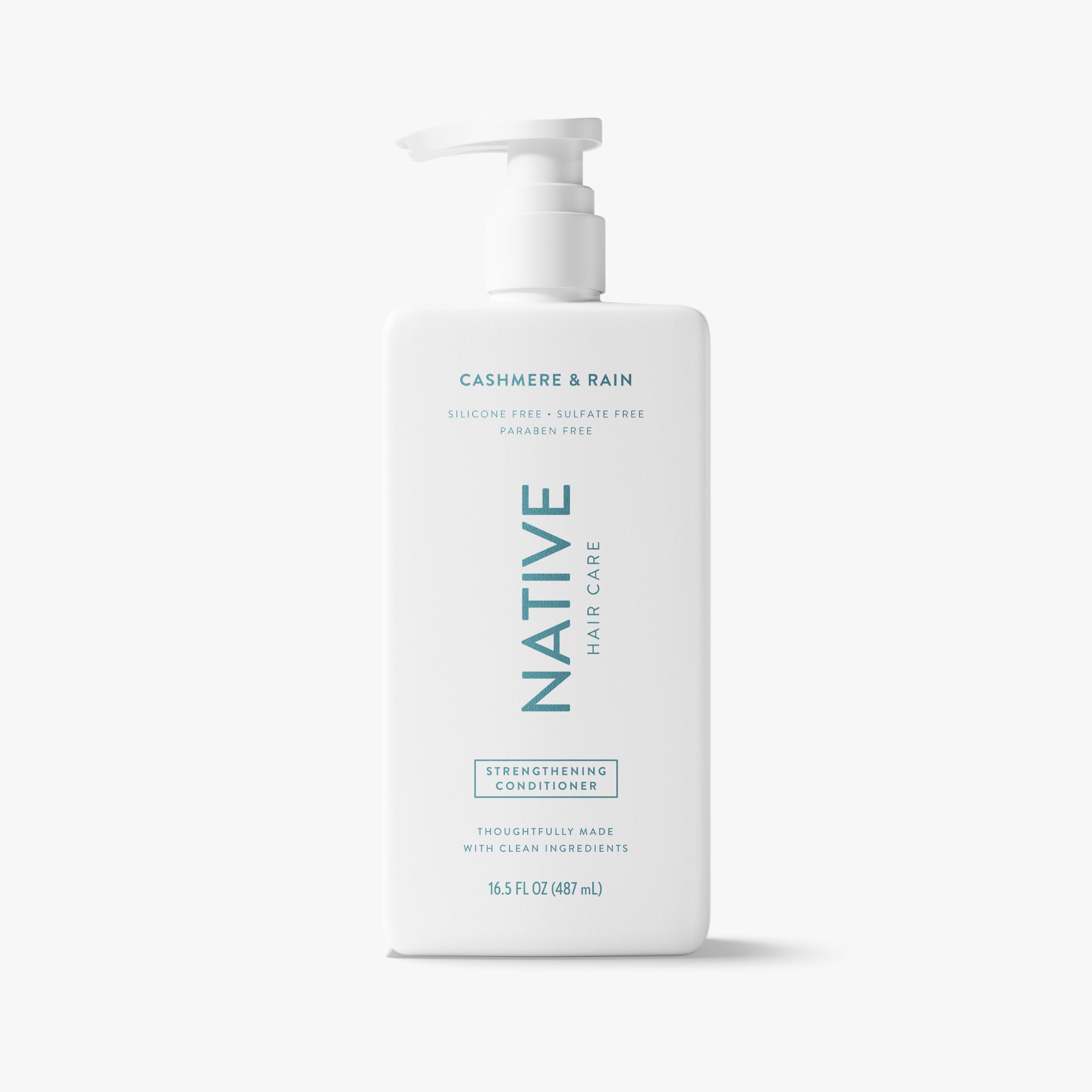 Strengthening Conditioner Cashmere and Rain 16.5oz Classic Everyday Essential