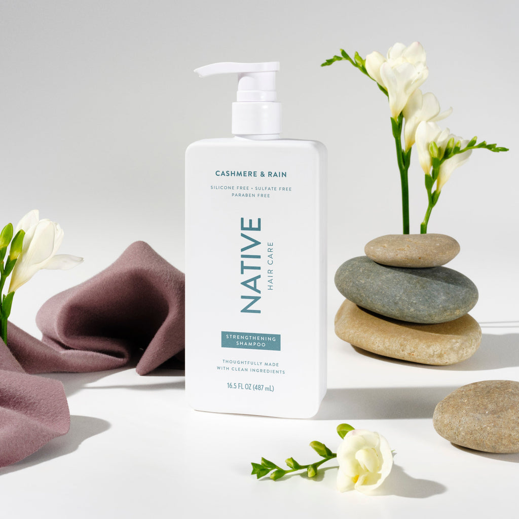 Strengthening Shampoo Cashmere and Rain 16.5oz Classic Everyday Essential